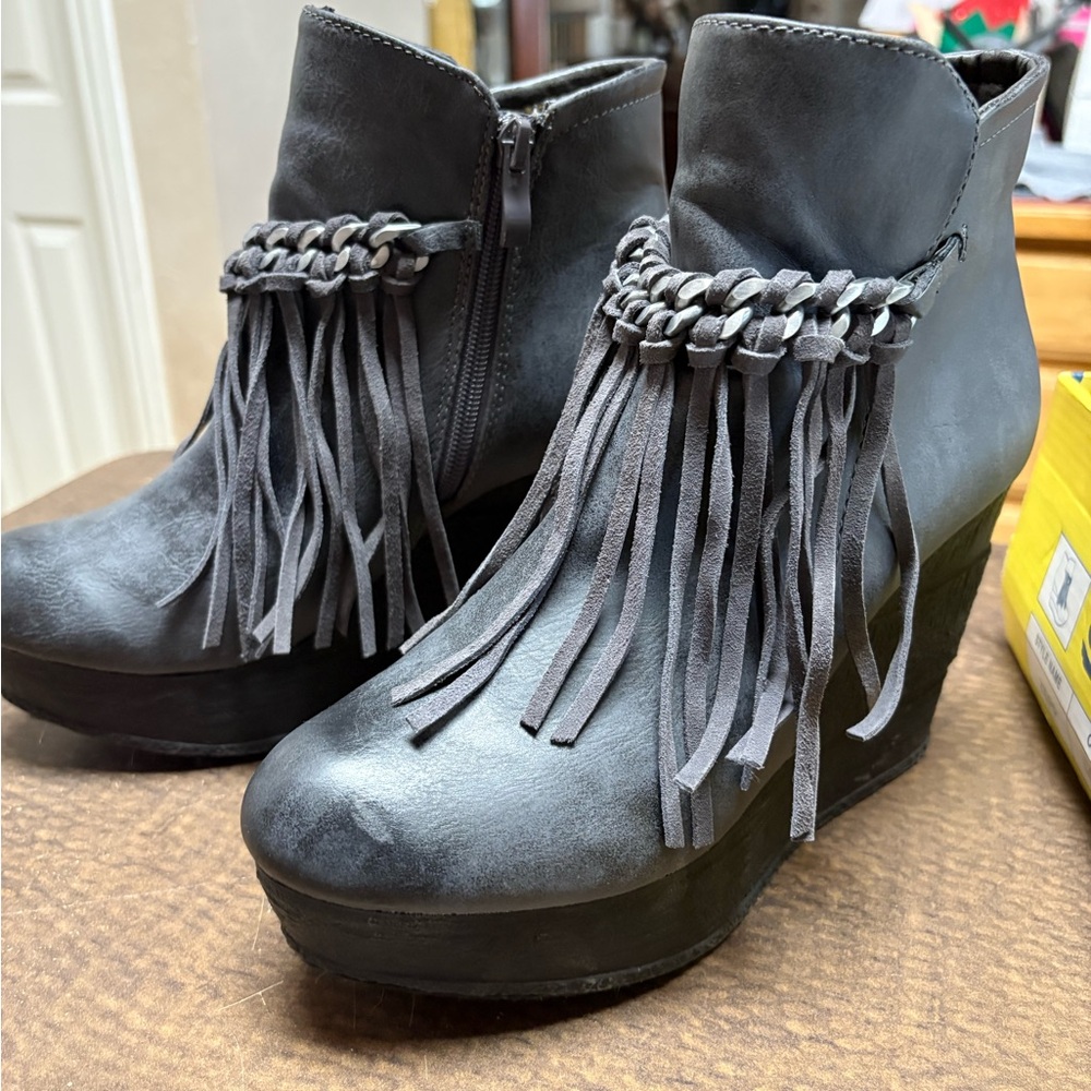 Sbicca Black Fringe Wedge Boots - Picture 2 of 9